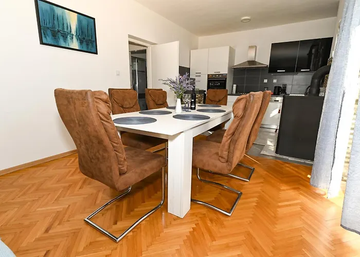 Boomerang Apartman *