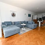 Boomerang Apartman Ražanac